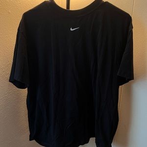 Black Nike tee